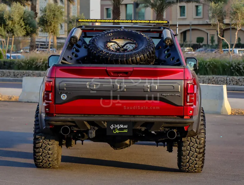 2017 فورد اف 150 رابتور