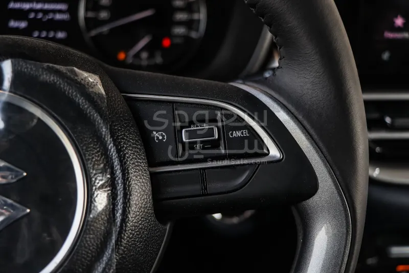 2025 سوزوكي بالينو