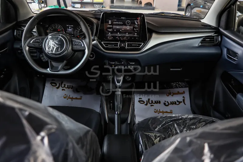 2025 سوزوكي بالينو