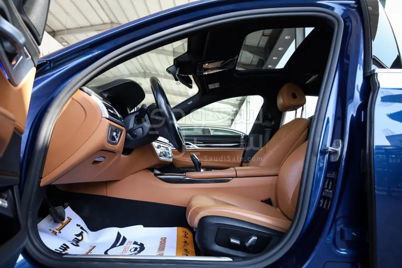 2021 بي ام دبليو الفئة السابعة 730 إل أي