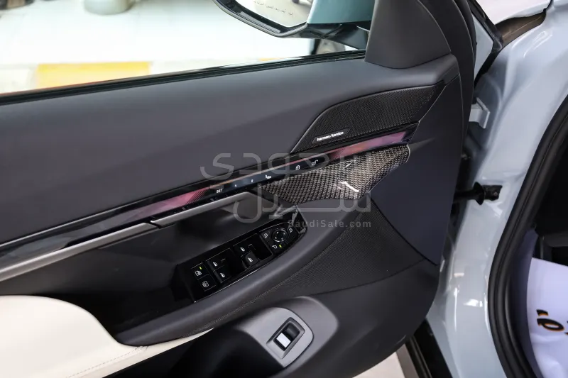 2026 بي ام دبليو الفئة الخامسة 520 أي