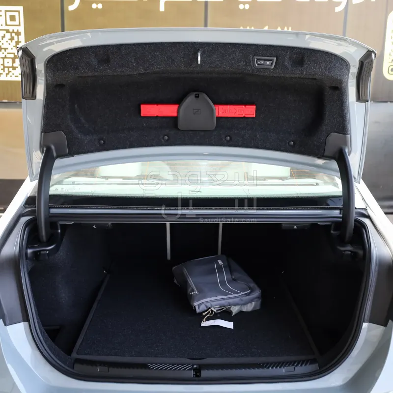 2026 بي ام دبليو الفئة الخامسة 520 أي