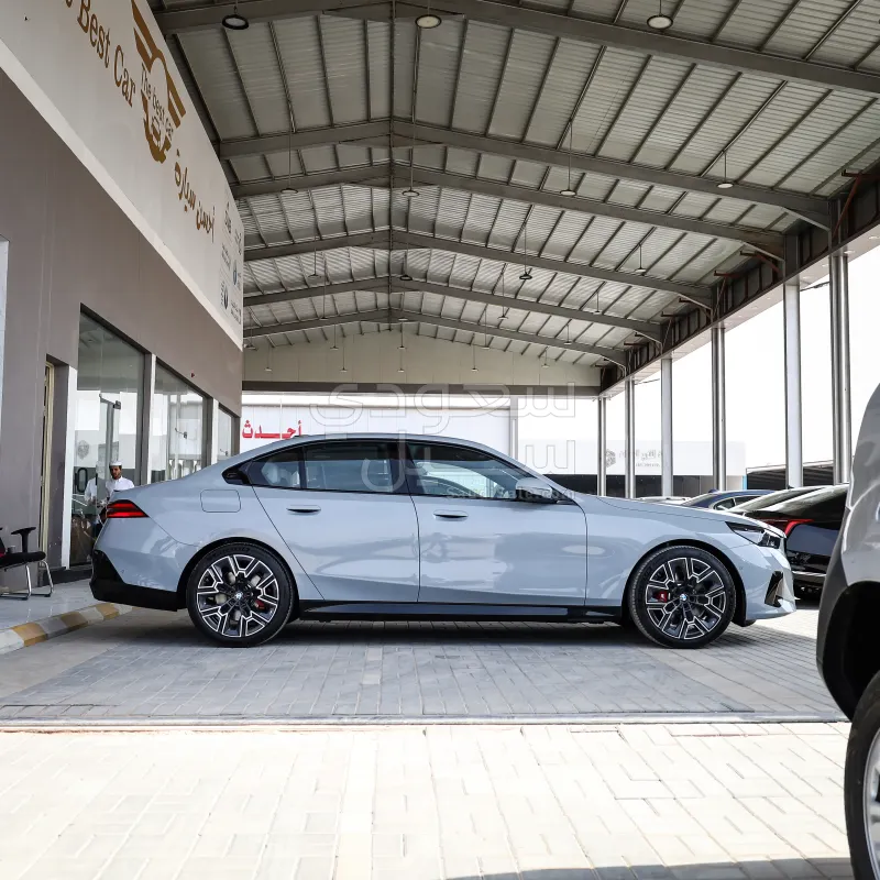 2026 بي ام دبليو الفئة الخامسة 520 أي