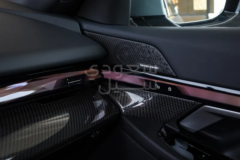 2026 بي ام دبليو الفئة الخامسة 520 أي