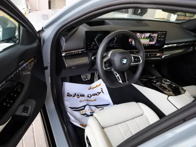 2026 بي ام دبليو الفئة الخامسة 520 أي