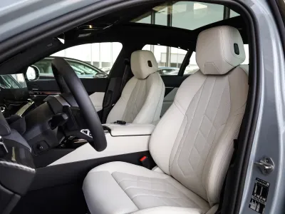 2026 بي ام دبليو الفئة الخامسة 520 أي