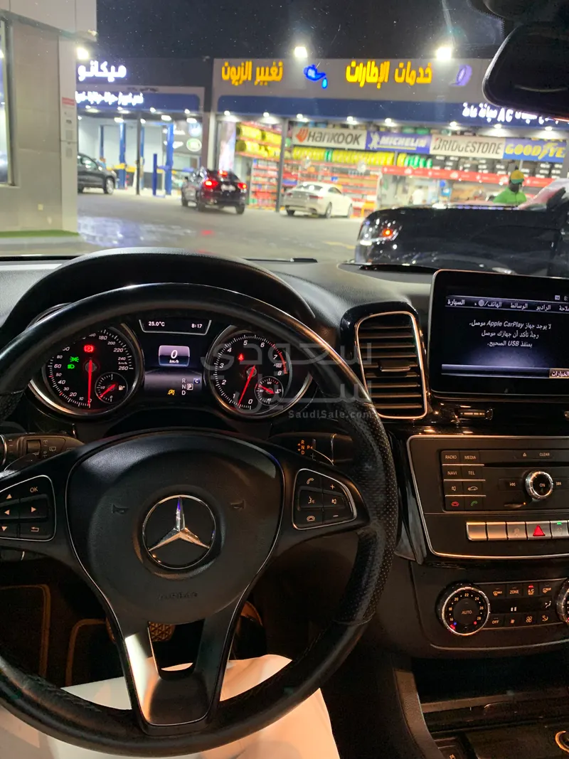 2018 مرسيدس - بنز جي إل إي 400