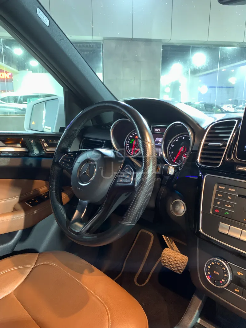 2018 مرسيدس - بنز جي إل إي 400