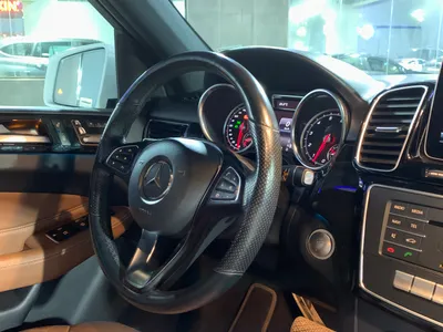 2018 مرسيدس - بنز جي إل إي 400