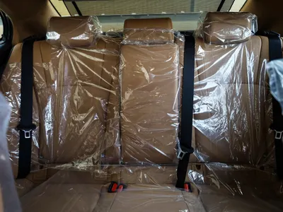 2025 لكزس إي إس 350