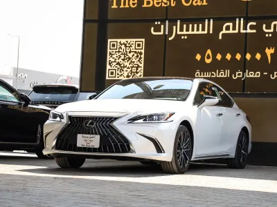 2025 لكزس إي إس 350