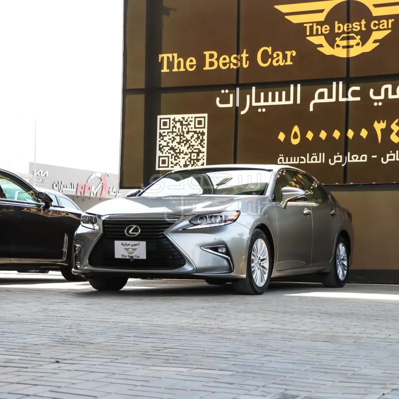 2016 لكزس إي إس 350