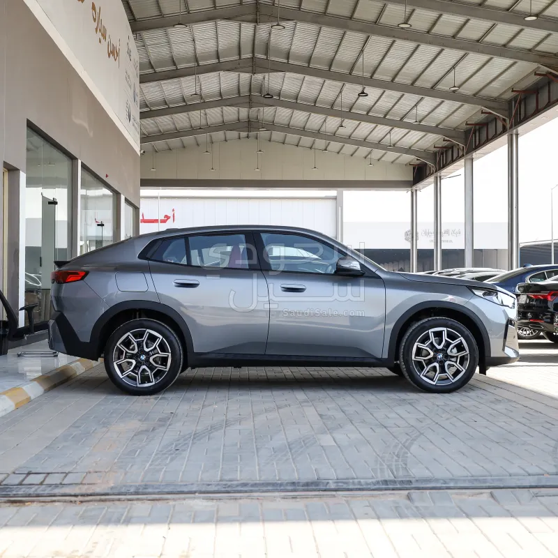 2026 بي ام دبليو الفئة اكس 2