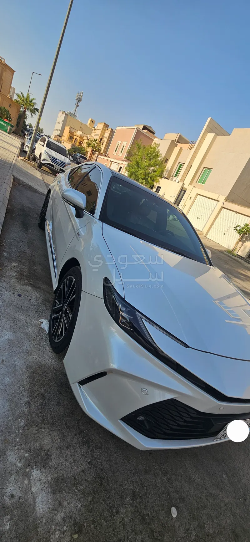 2025 تويوتا كامري ال اي