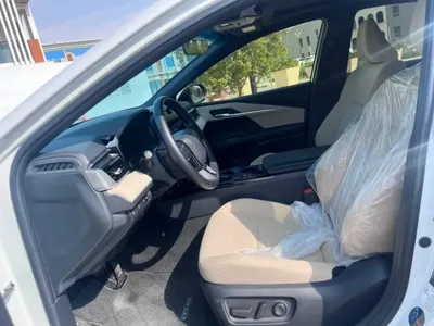 2025 تويوتا كامري ال اي