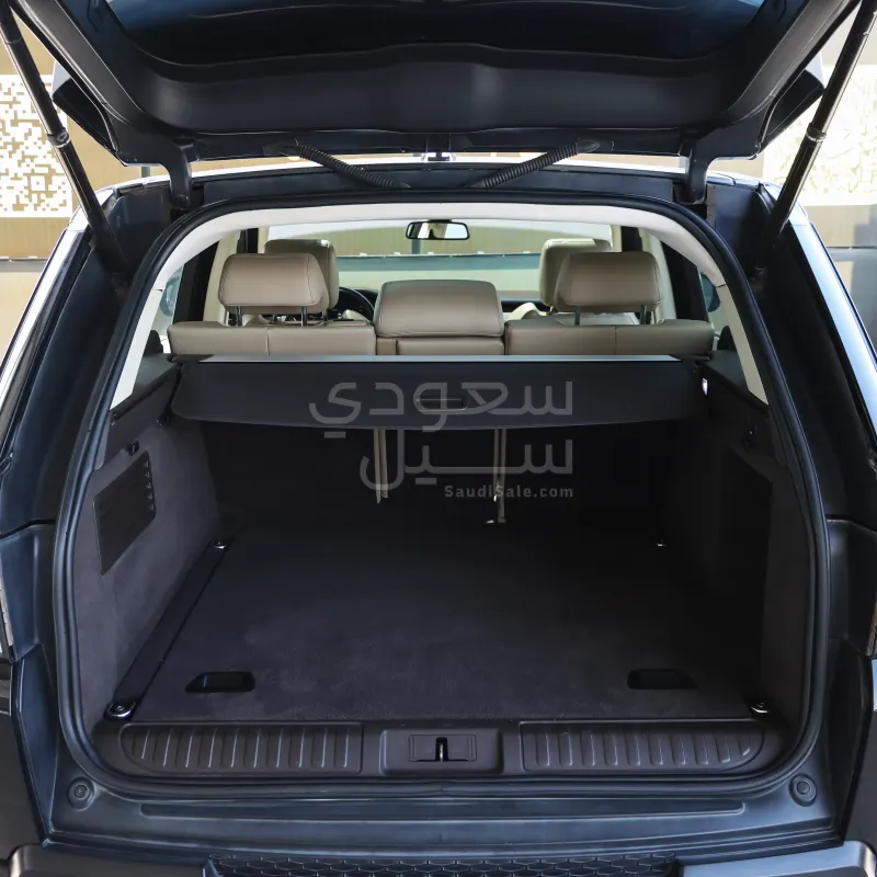 2020 لاند روفر رينج روفر سبورت سوبر تشارج