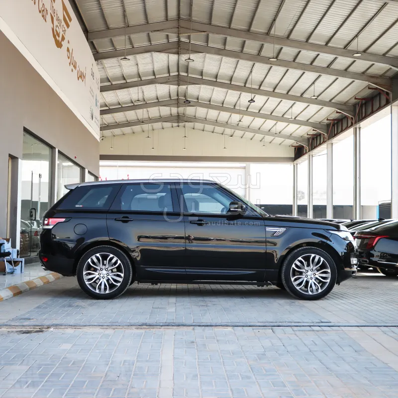 2020 لاند روفر رينج روفر سبورت سوبر تشارج