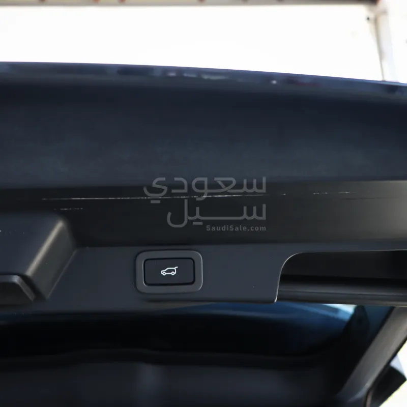 2020 لاند روفر رينج روفر سبورت سوبر تشارج