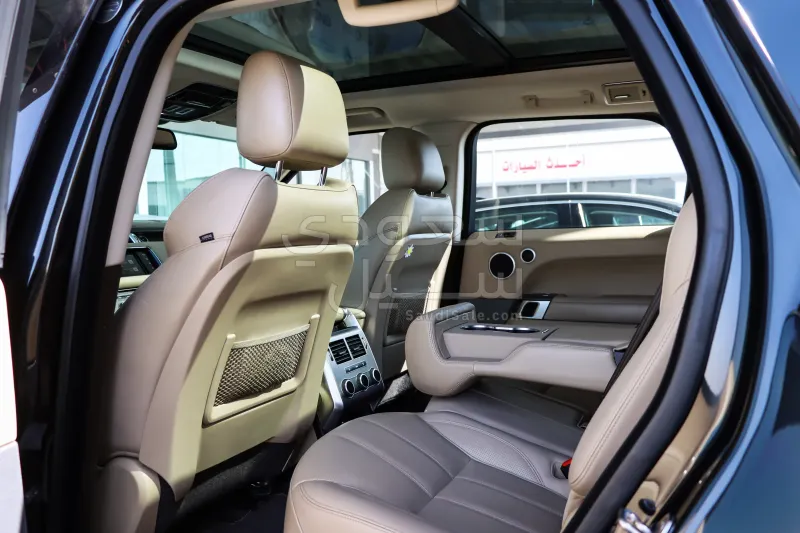 2020 لاند روفر رينج روفر سبورت سوبر تشارج