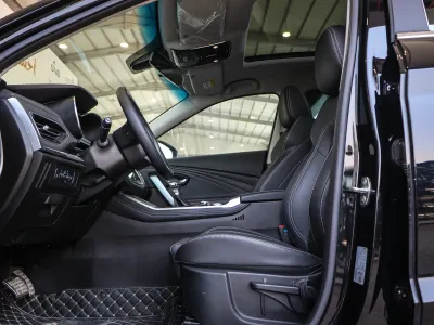 2025 جيتور اكس 70