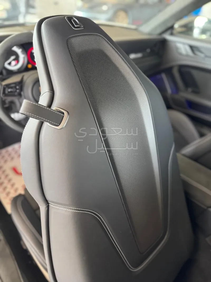 2023 Porsche 911 Dakar