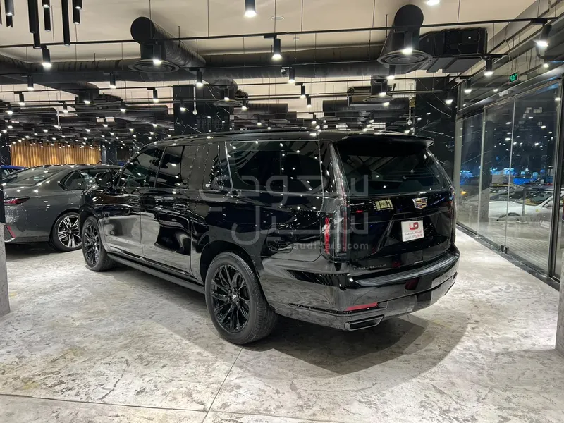 2025 Cadillac Escalade