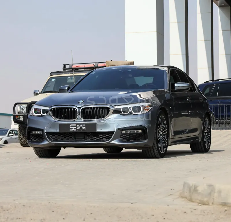 2017 BMW 5 Series 540i