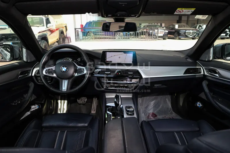 2017 BMW 5 Series 540i