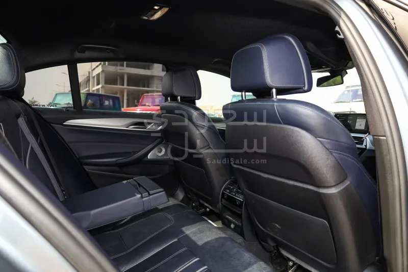 2017 BMW 5 Series 540i