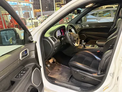 2014 جييب جراند شيروكي اس ار تي