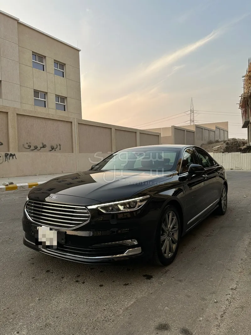 2021 فورد توروس تايتينيوم