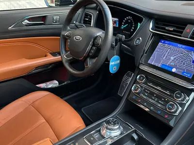 2021 فورد توروس تايتينيوم