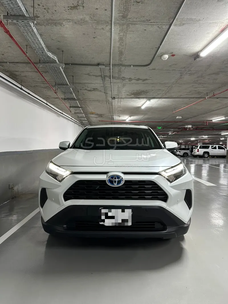 2024 تويوتا راف 4