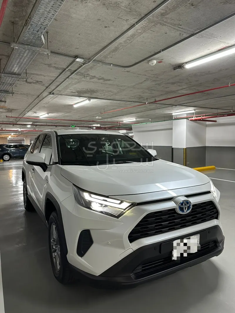 2024 تويوتا راف 4
