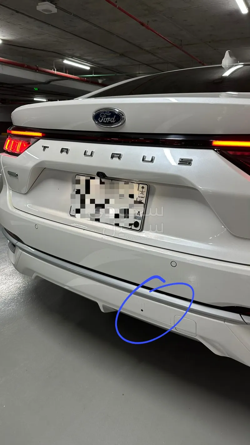 2023 فورد توروس ترند