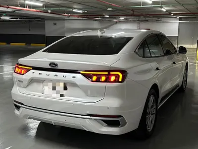 2023 فورد توروس ترند