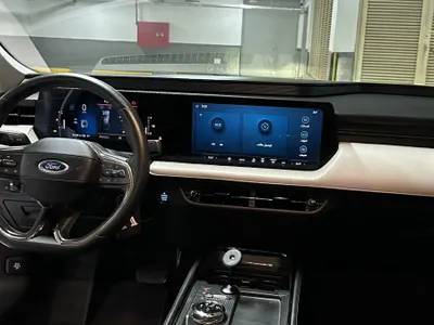 2023 فورد توروس ترند