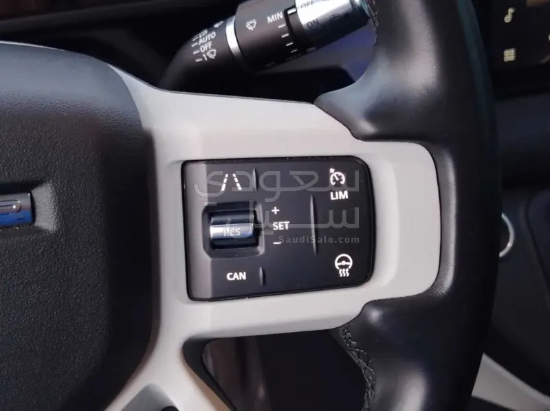 2021 لاند روفر ديفيندر اس اي