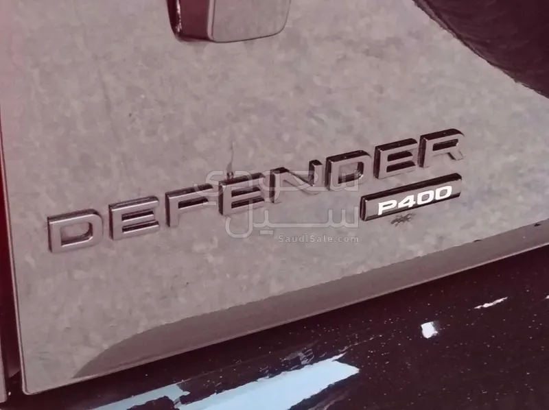 2021 لاند روفر ديفيندر اس اي