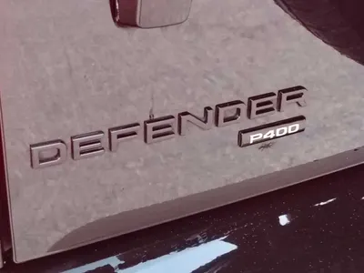 2021 لاند روفر ديفيندر اس اي