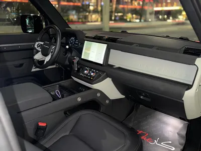 2023 لاند روفر ديفيندر 90