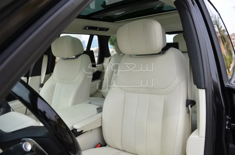 2025 لاند روفر رينج روفر اوتوبيوغرافي