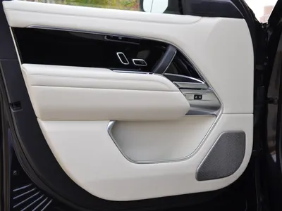 2025 لاند روفر رينج روفر اوتوبيوغرافي