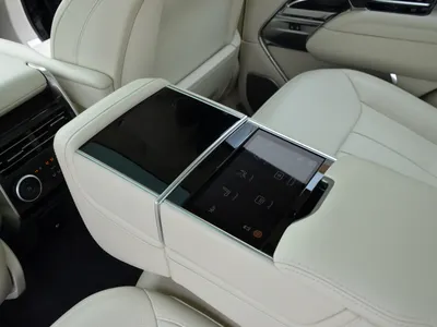 2025 لاند روفر رينج روفر اوتوبيوغرافي