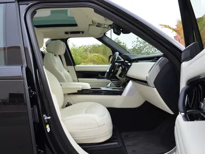 2025 لاند روفر رينج روفر اوتوبيوغرافي