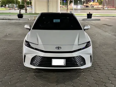 2025 تويوتا كامري لومير