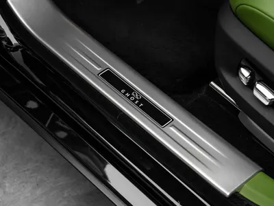 2024 رولز رويس قوست بلاك بادج