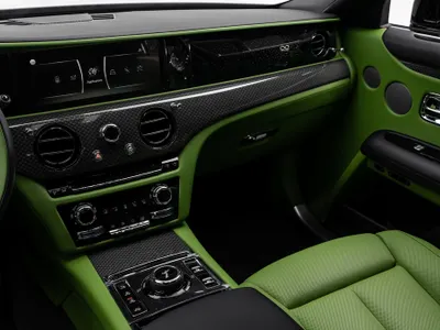 2024 رولز رويس قوست بلاك بادج