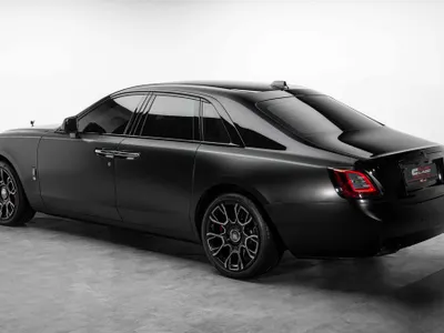 2024 رولز رويس قوست بلاك بادج