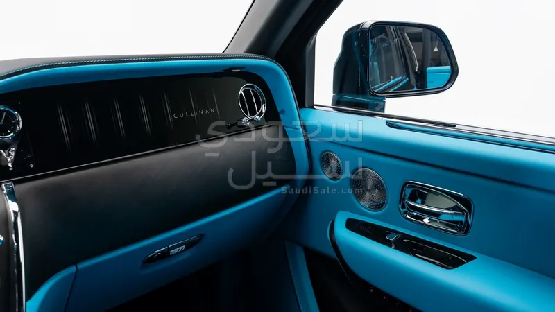 2026 رولز رويس كولينان سلفر بادج